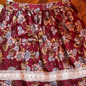 Crochet print skirt NWT